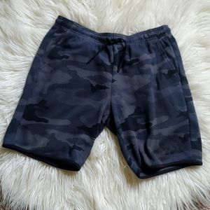 Mens RVCA Black Camo Cotton Shorts Size M